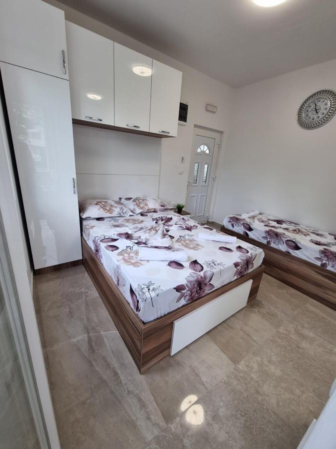 Ebra Lux Apartmani Dobra Voda Buitenkant foto