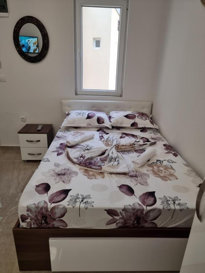 Ebra Lux Apartmani Dobra Voda Buitenkant foto