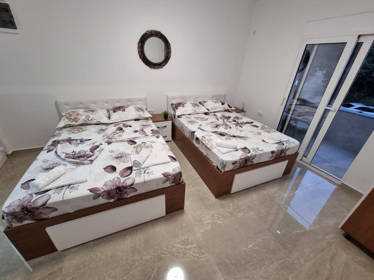Ebra Lux Apartmani Dobra Voda Buitenkant foto
