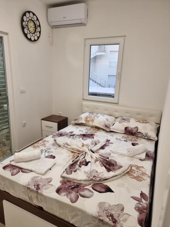 Ebra Lux Apartmani Dobra Voda Buitenkant foto