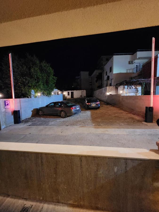 Ebra Lux Apartmani Dobra Voda Buitenkant foto